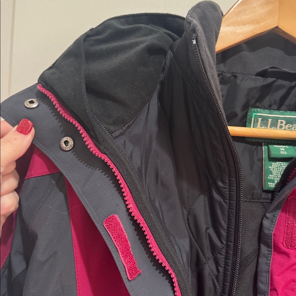 LL BEAN Fuchsia Gray 3-in-1 Ski Mountain Jacket M Medium $300 EUC KL - Picture 9 of 16